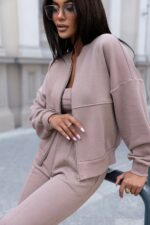 DRESY ZESTAW KOMPLET DRESOWY BOMBERKA BLUZA SZEROKIE SPODNIE BEŻ ECRU M/L - obrazek 4